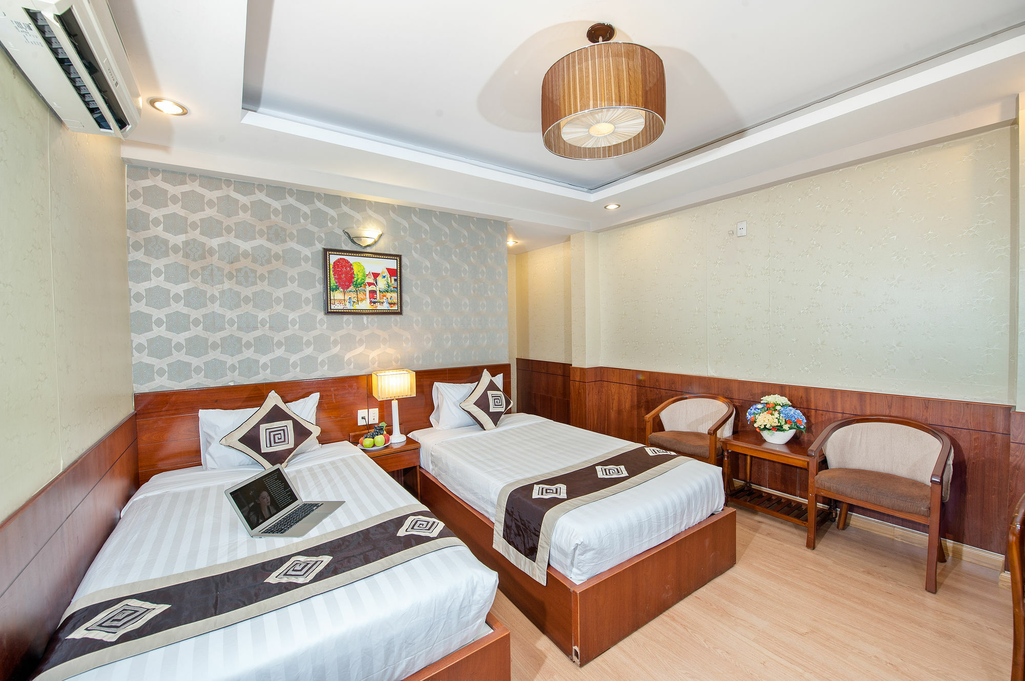 Hotel Paris Gold Ho Chi Minh City