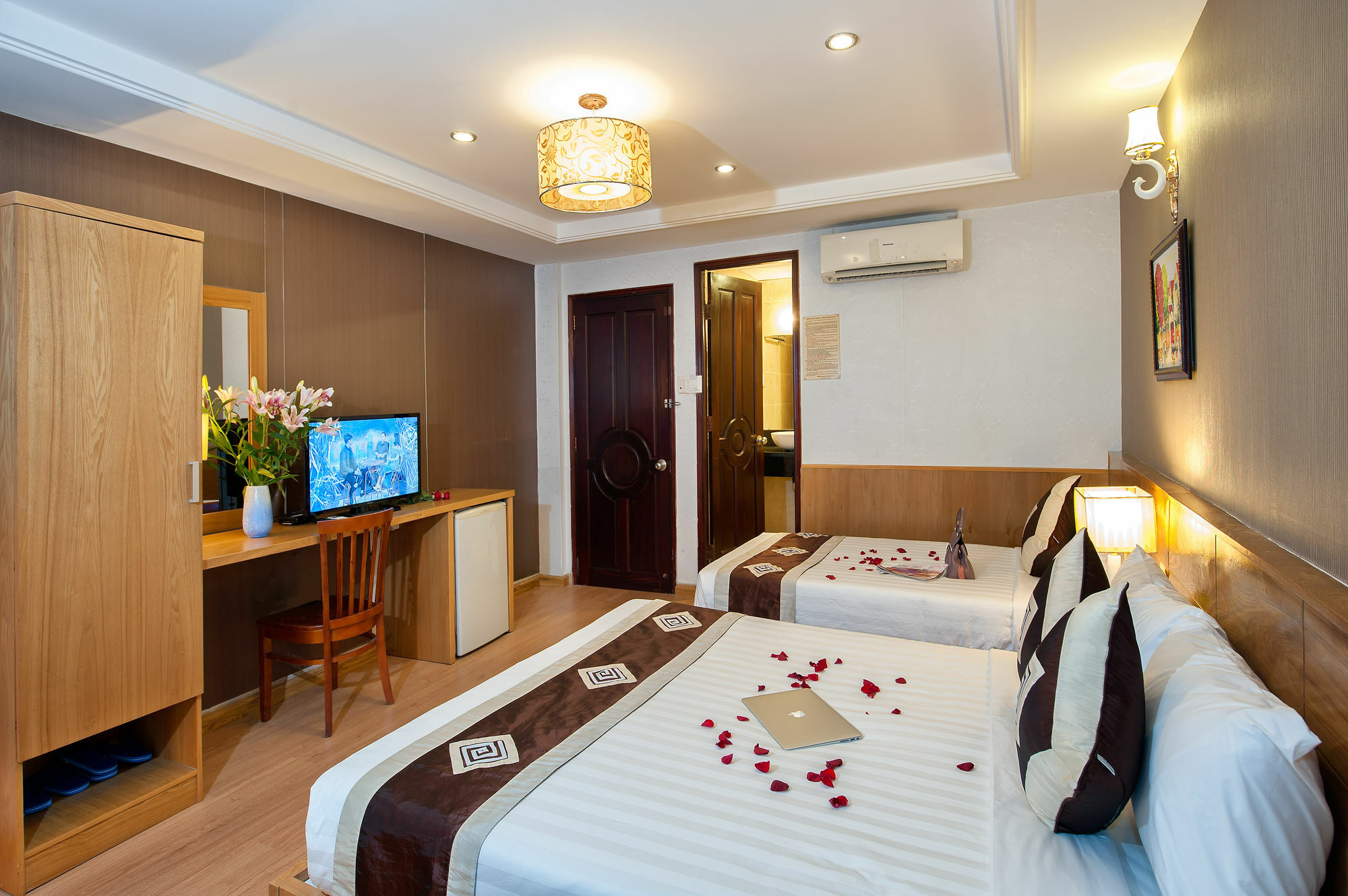 Paris Gold 3* TP. Hồ Chí Minh