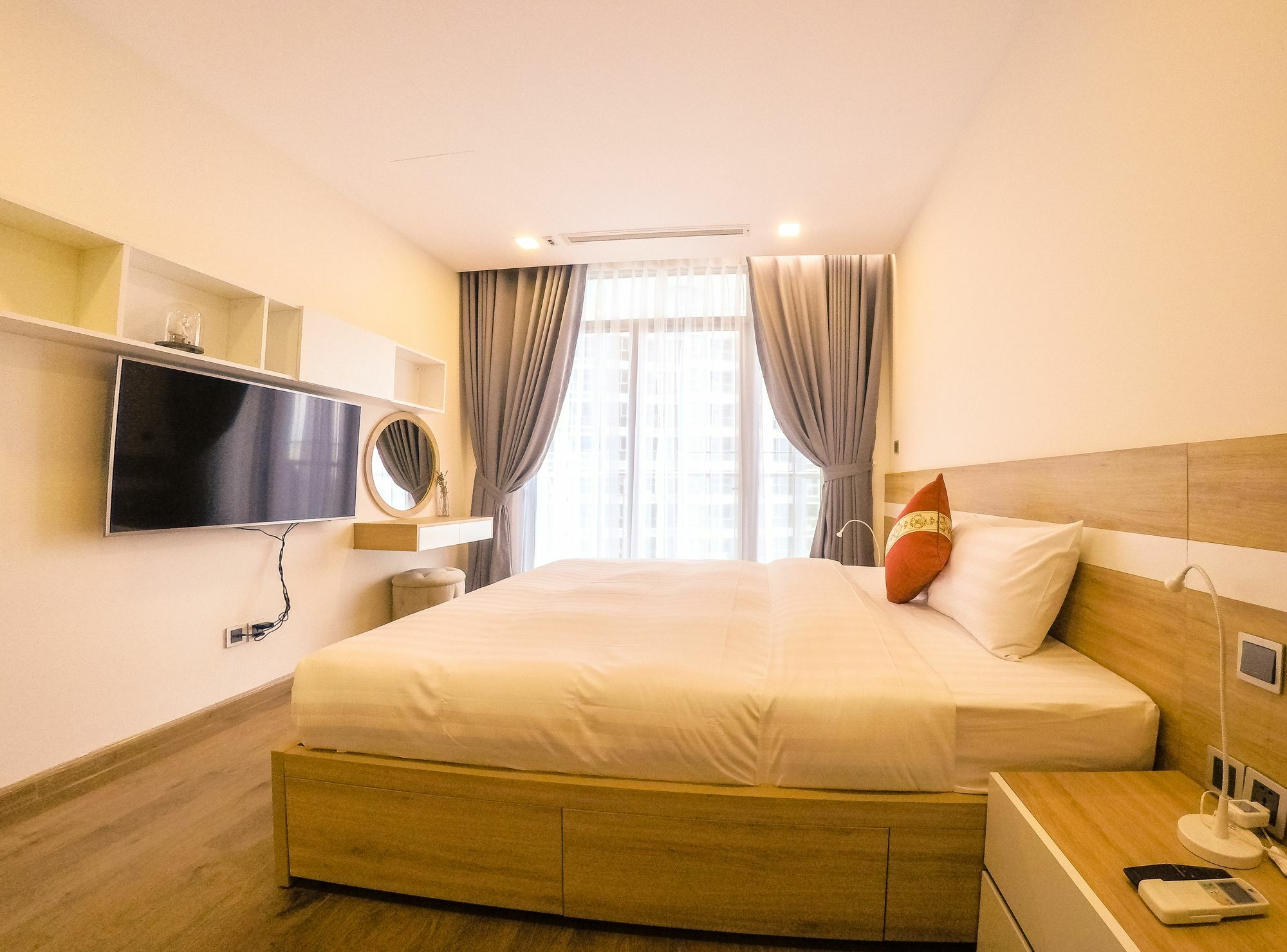 Brilliant Hcmc Service Apartment *
