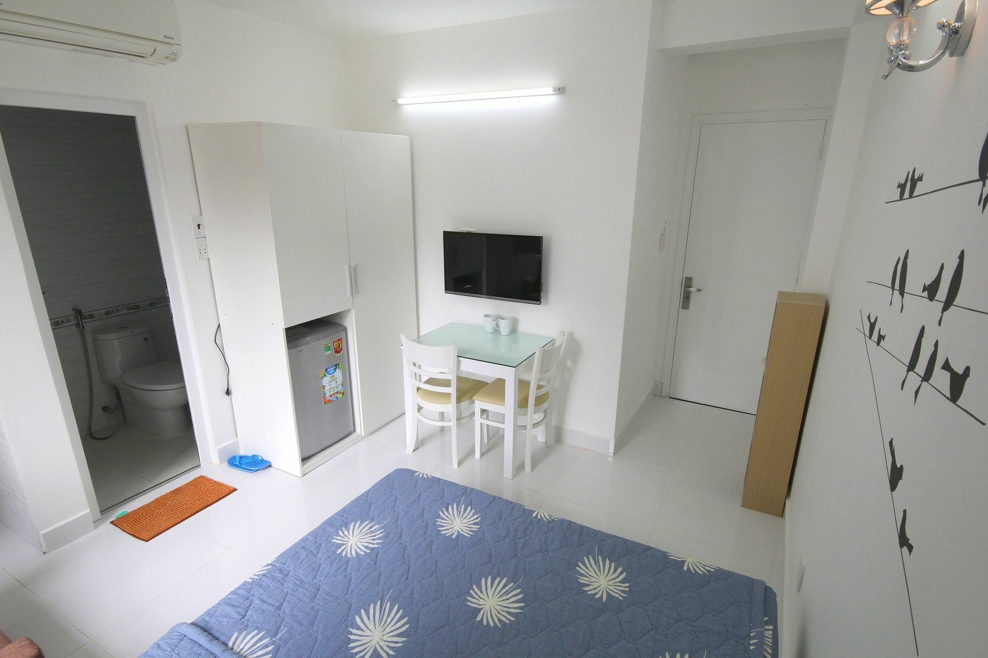 Smiley 9 Apartment