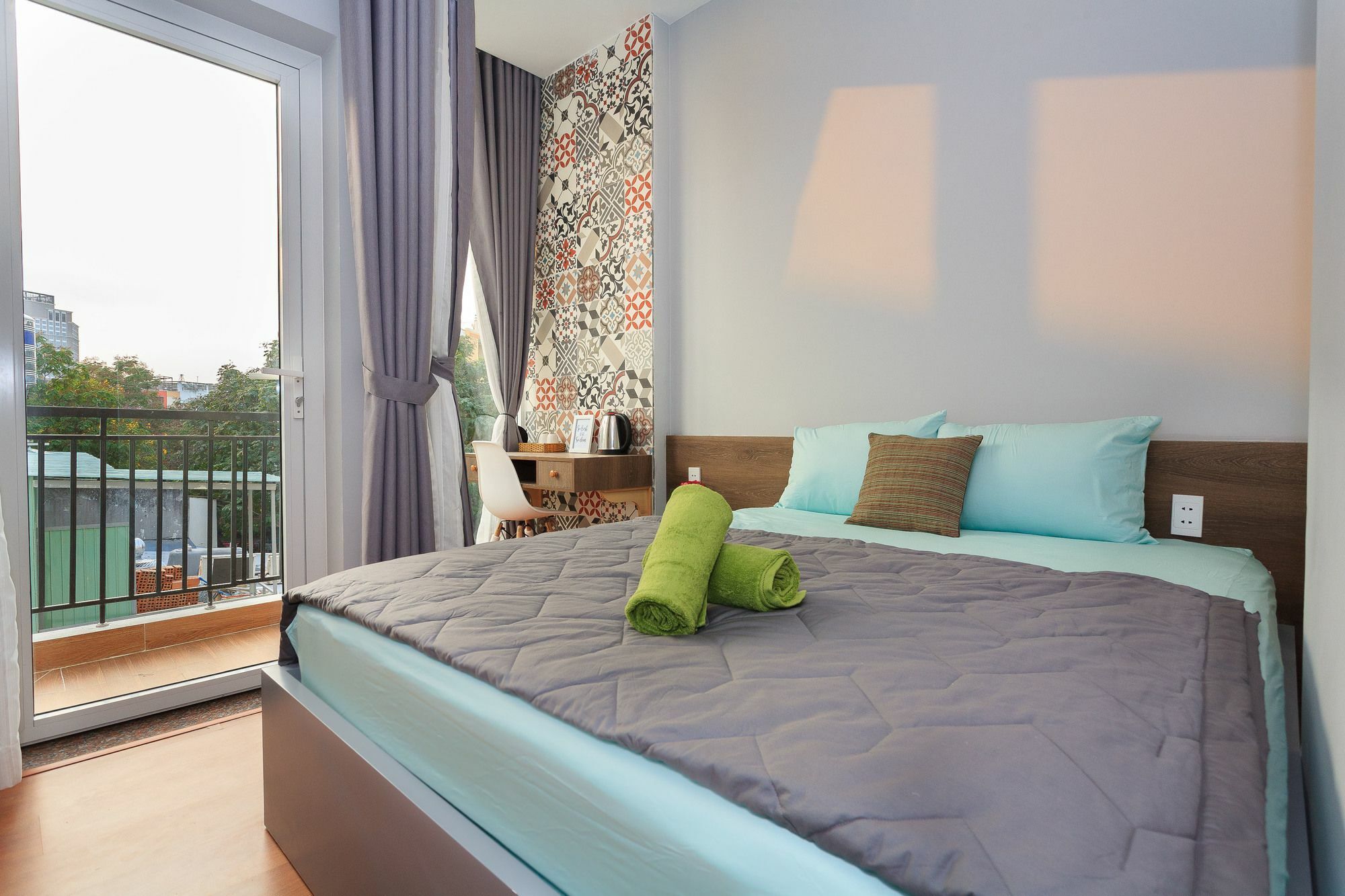 Peace - District 1 Homestay *