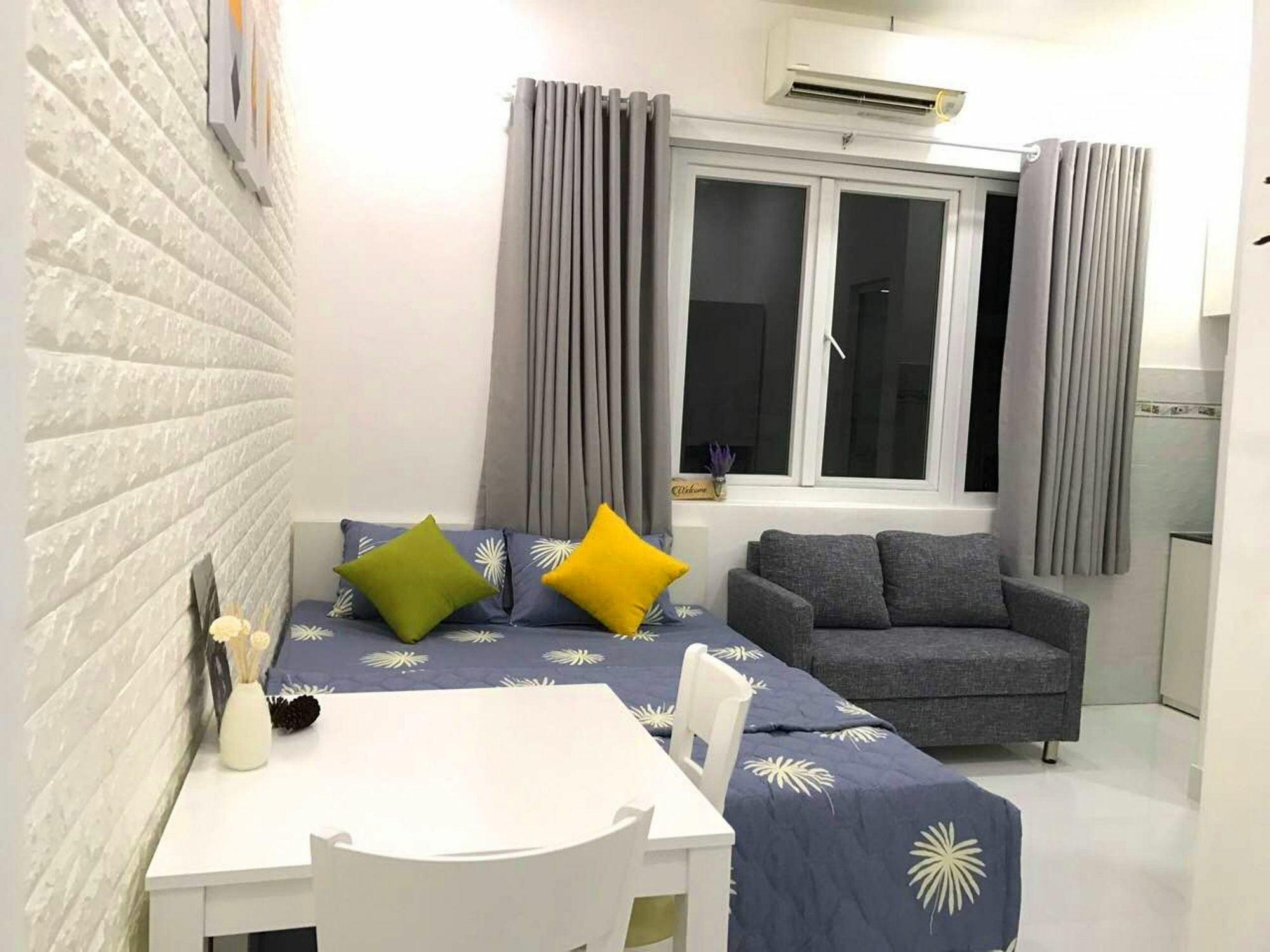 Apartment Smiley 9