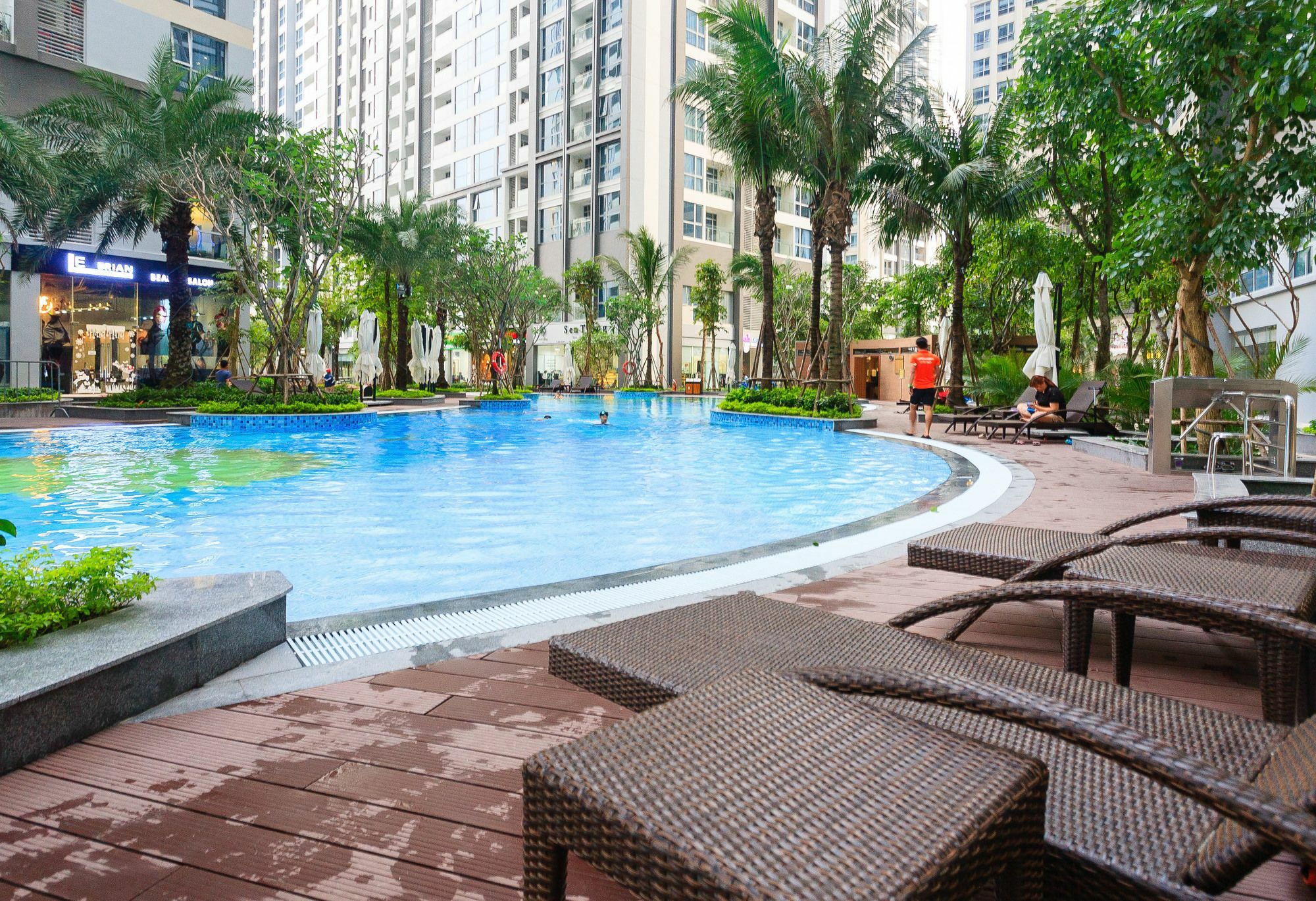 My Cloud Oasis Saigon 1br 10mins To Cbd Apartment
