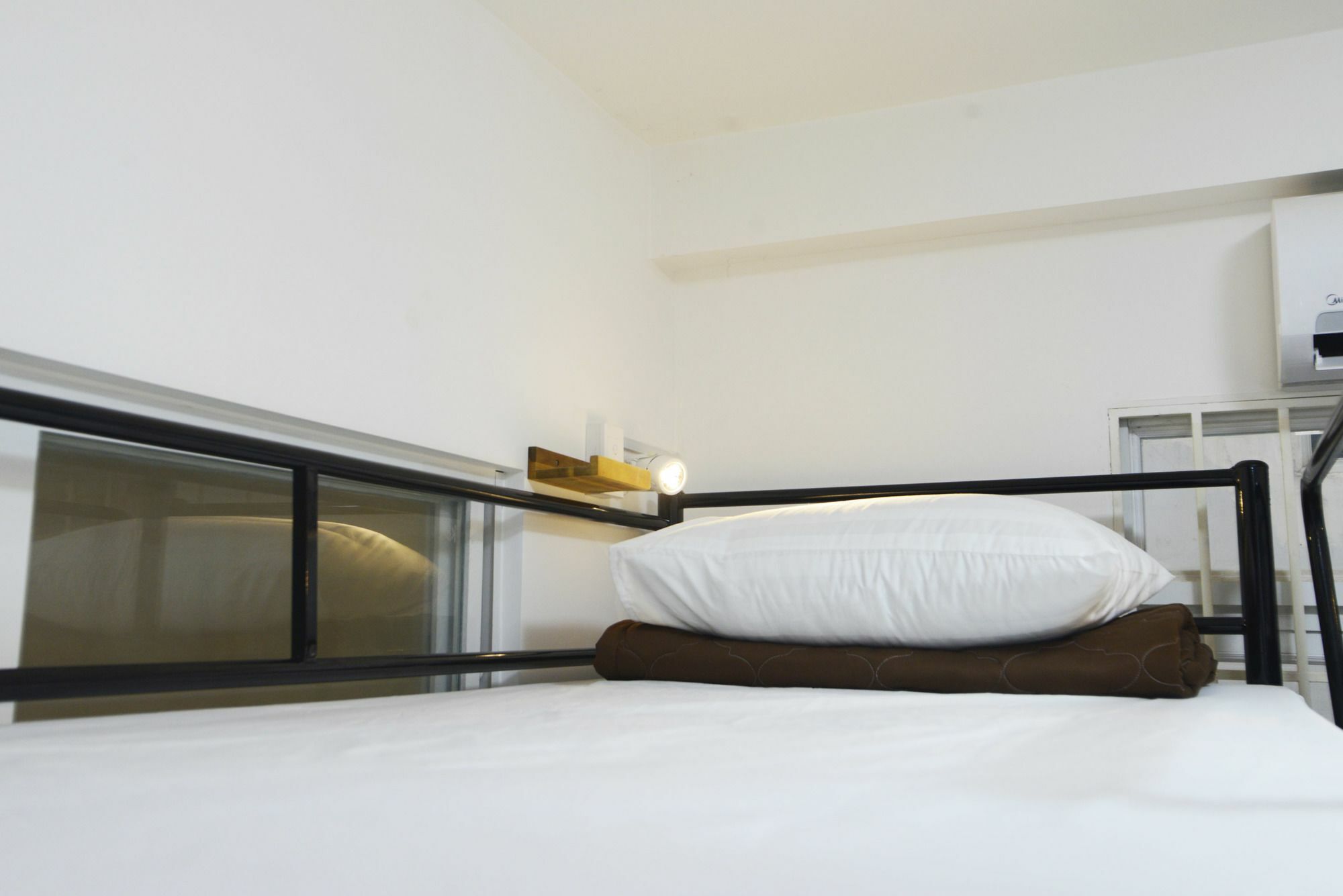 6feet Hostel *