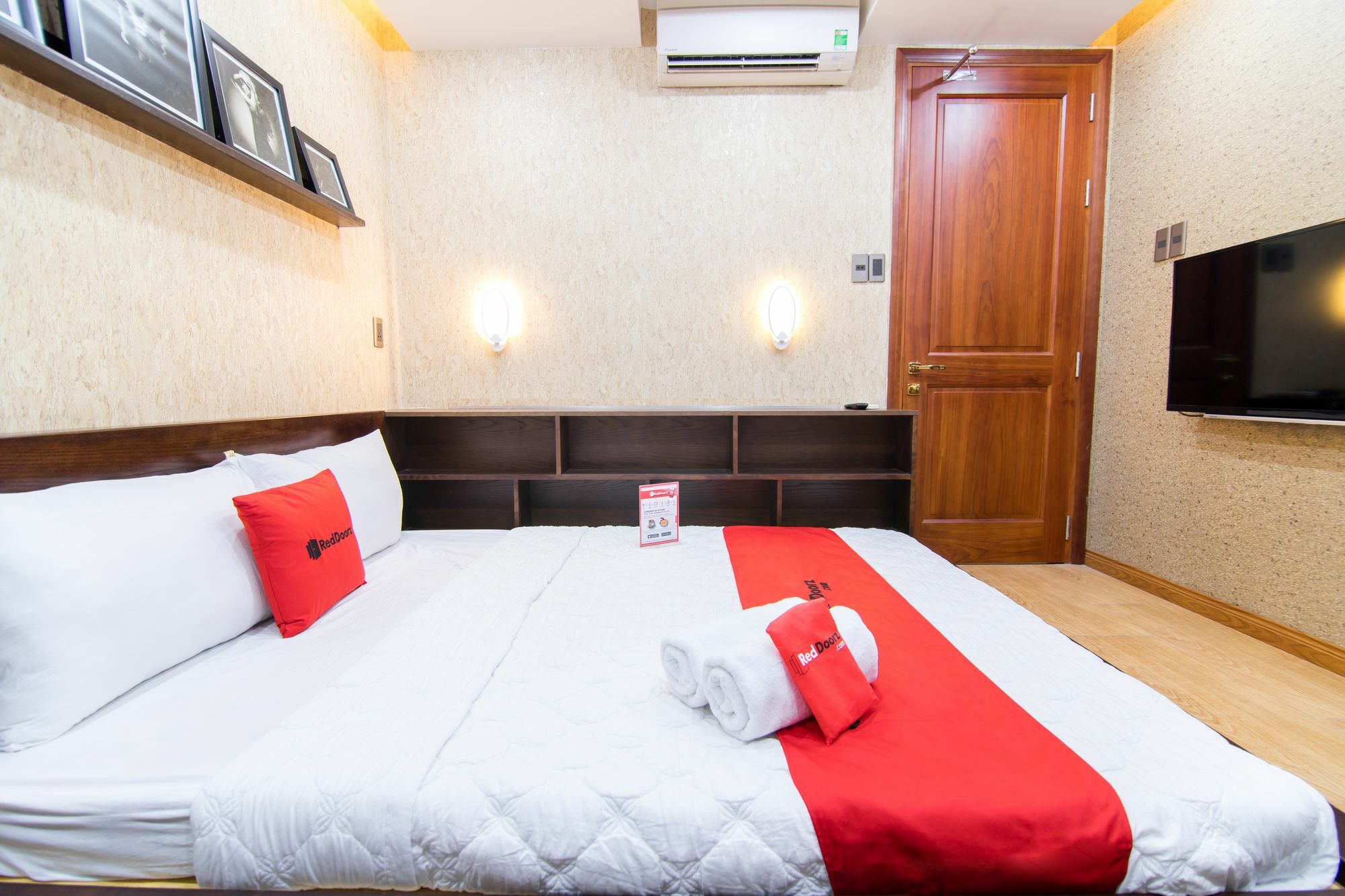 Reddoorz @ Nguyen Trai Street Hotel