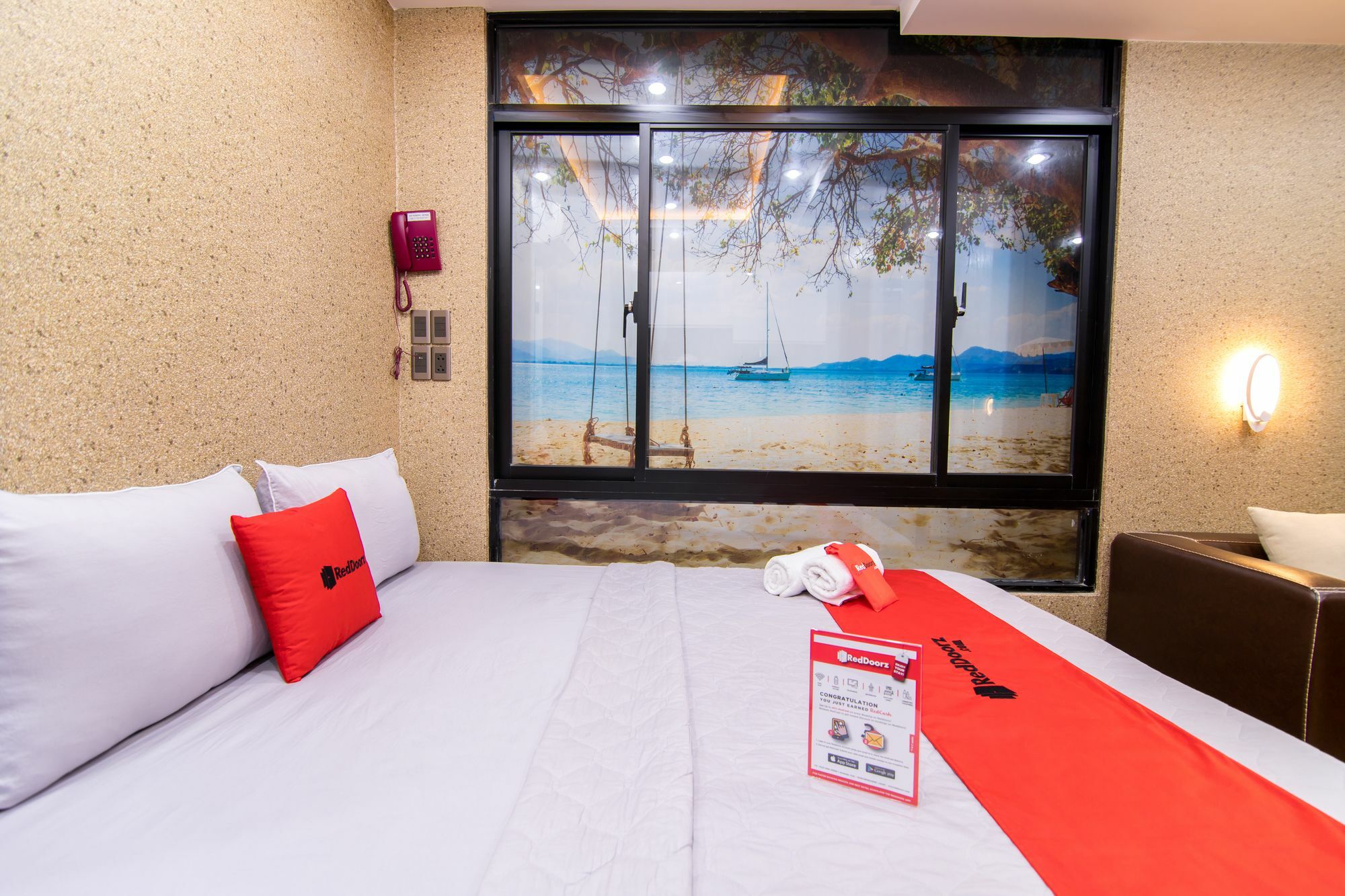 Reddoorz @ Nguyen Trai Street 3*