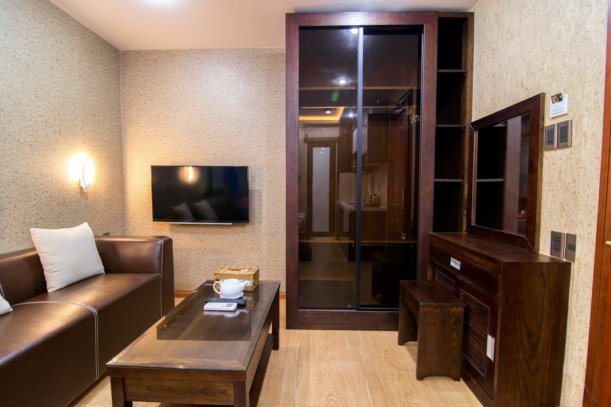 Hotel Reddoorz @ Nguyen Trai Street Ho Chi Minh City