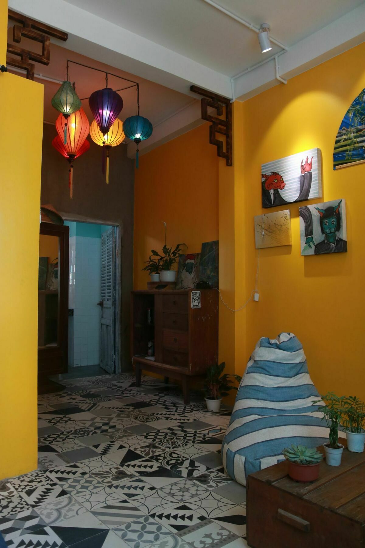 Inn My Homies In Saigon 3*