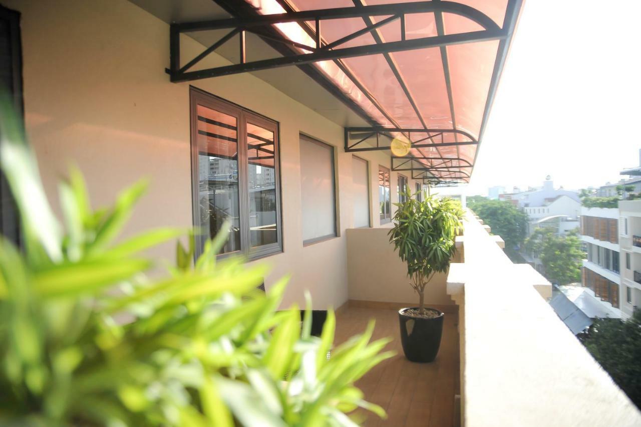 Imperial Saigon 3*