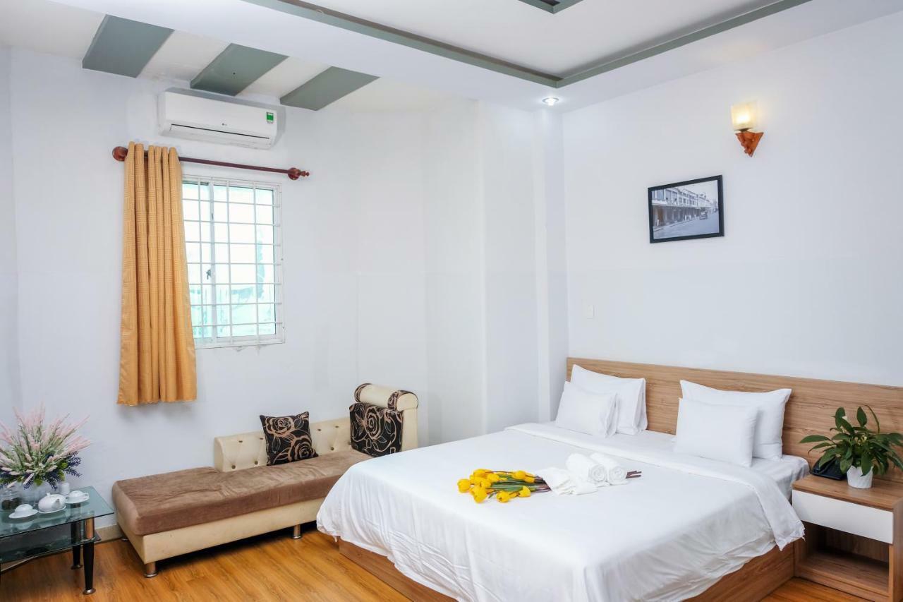 Hotel H79