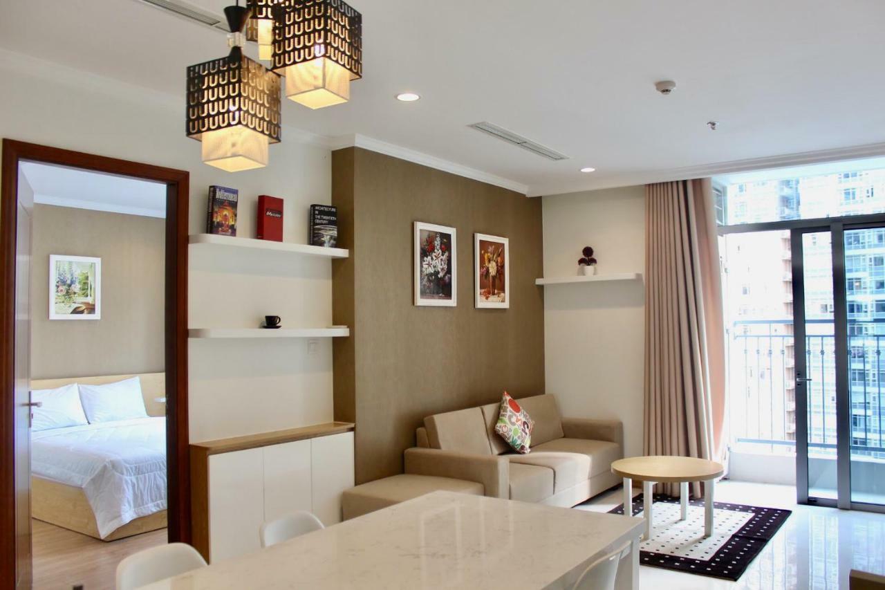 Apartment Luxhomes Saigon - Vinhomes Park *