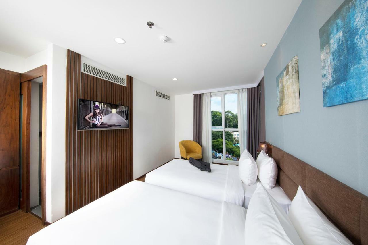 The Blue Hotel