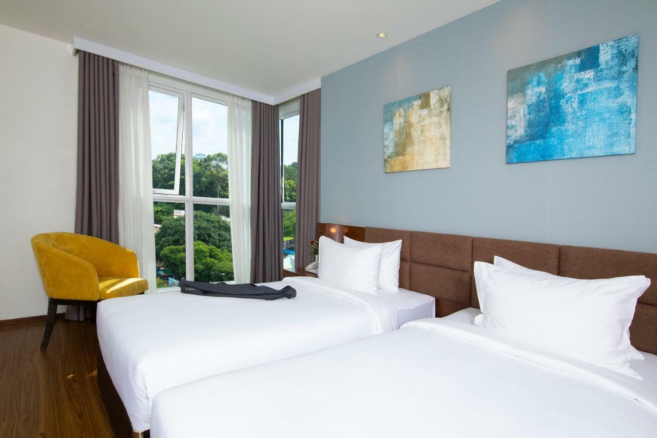 The Blue Hotel 3*