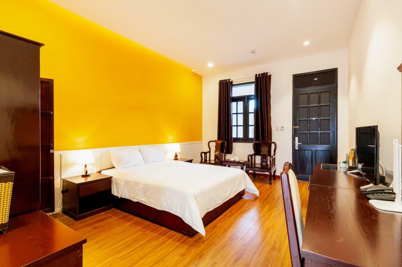 Gloria's Ho Chi Minh City