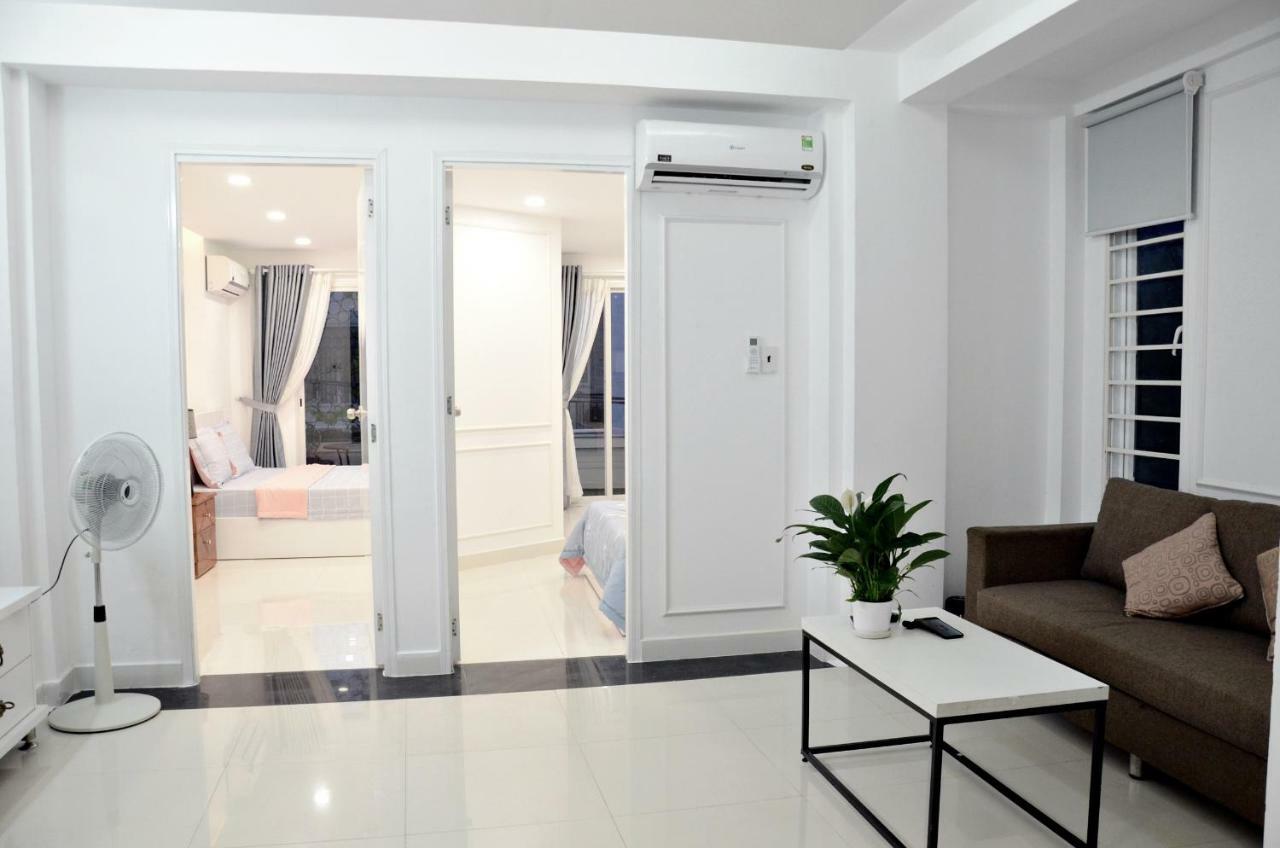 Smiley 8 Apartment *