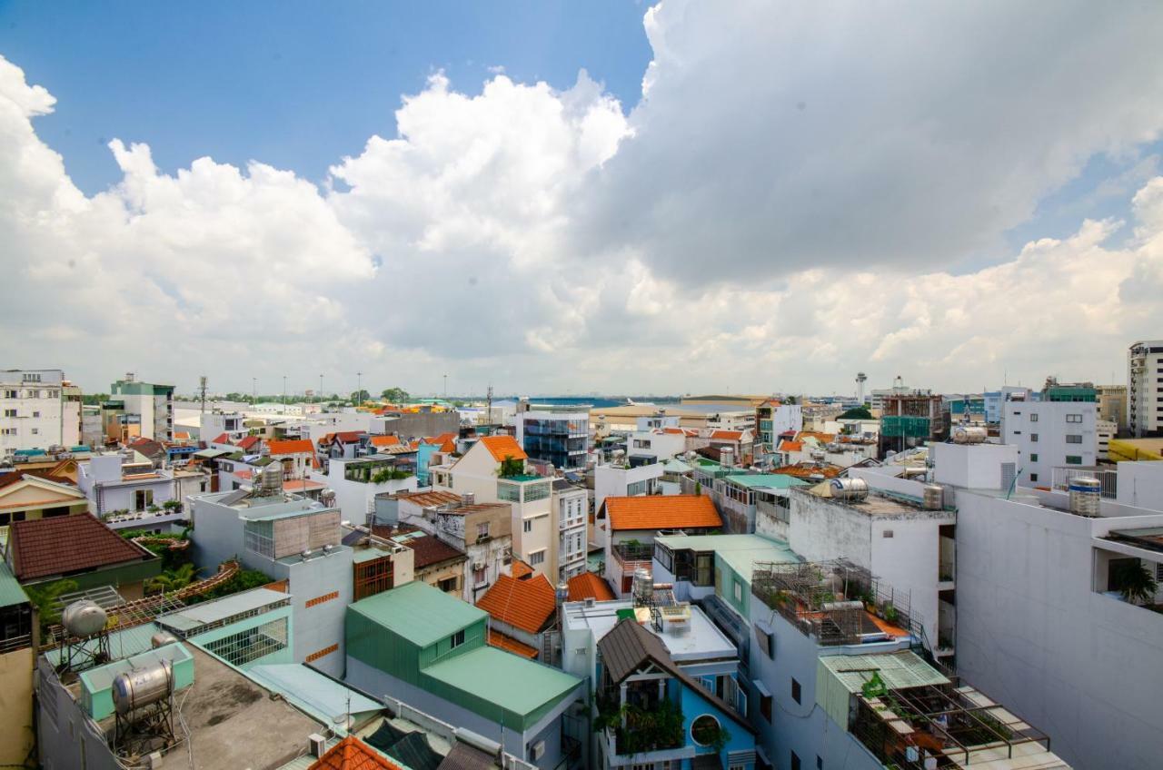 Queen Luxury * Ho Chi Minh City