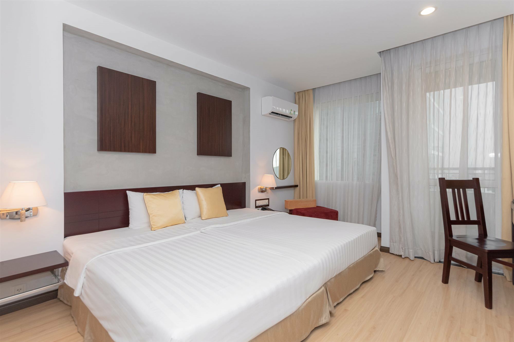 Palace Saigon 4*