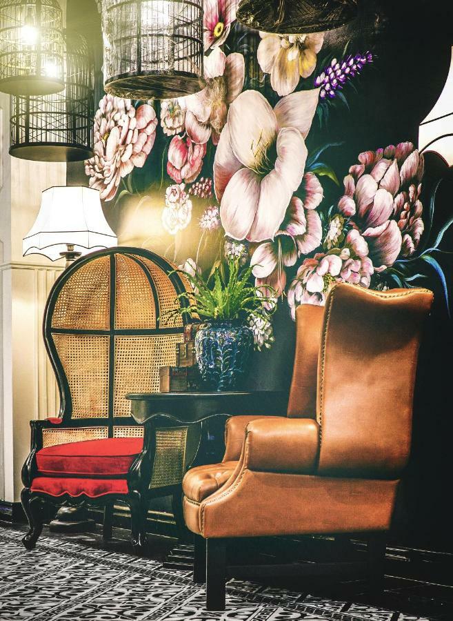 Hotel Adora Art Ho Chi Minh City
