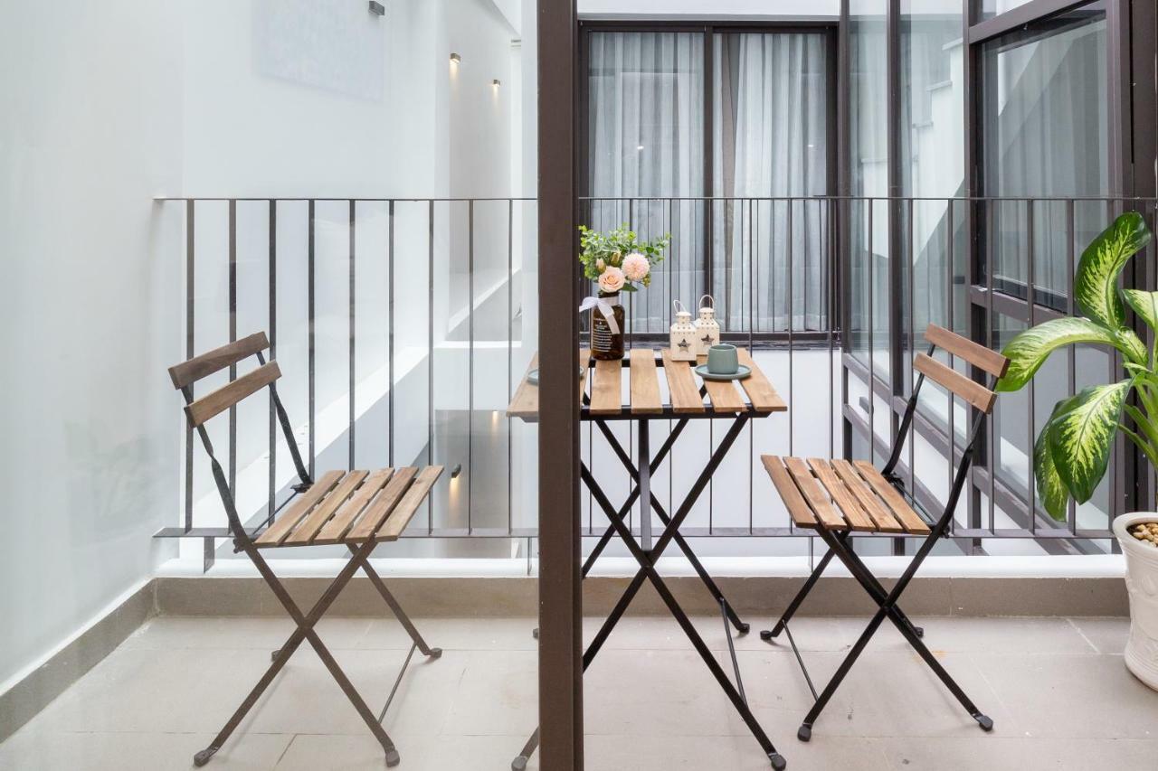 Cozrum Homes - Premier Apartment