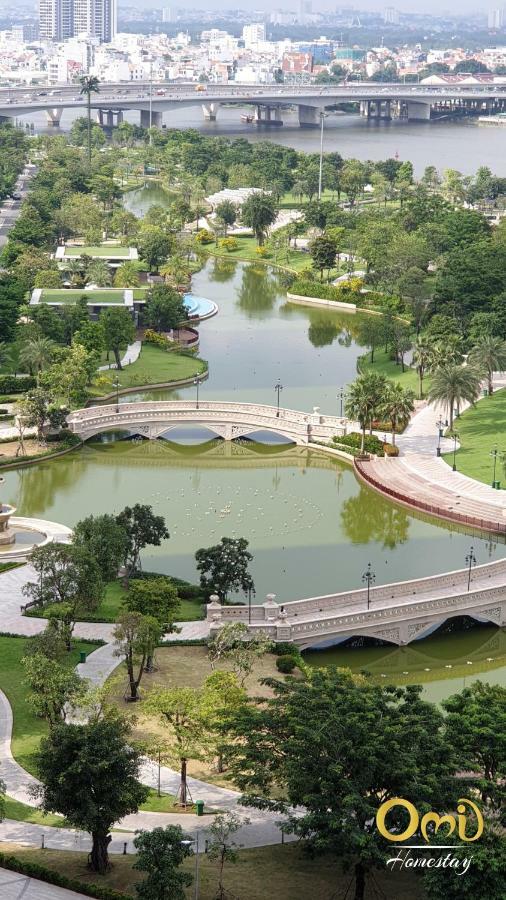 Apartment Omi Homestay - Vinhomes Central Park
