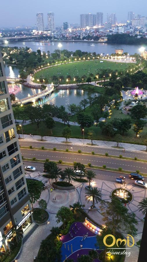 Omi Homestay - Vinhomes Central Park Apartment *