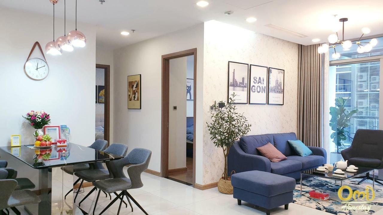 Omi Homestay - Vinhomes Central Park Apartment *