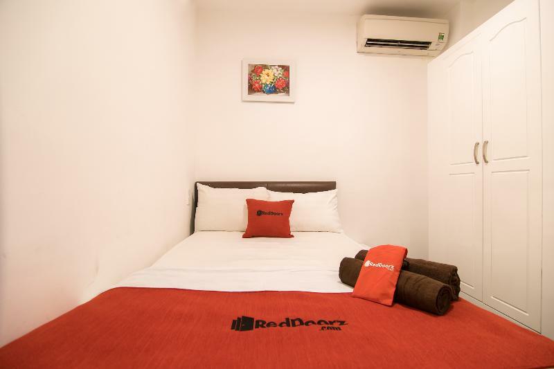 Reddoorz @ Bui Vien Walking Street 3 Hotel