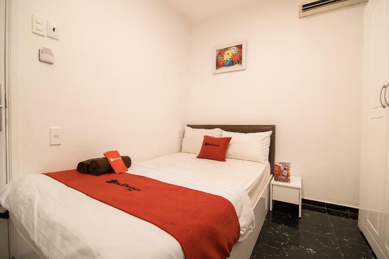 Hotel Reddoorz @ Bui Vien Walking Street 3 Ho Chi Minh City