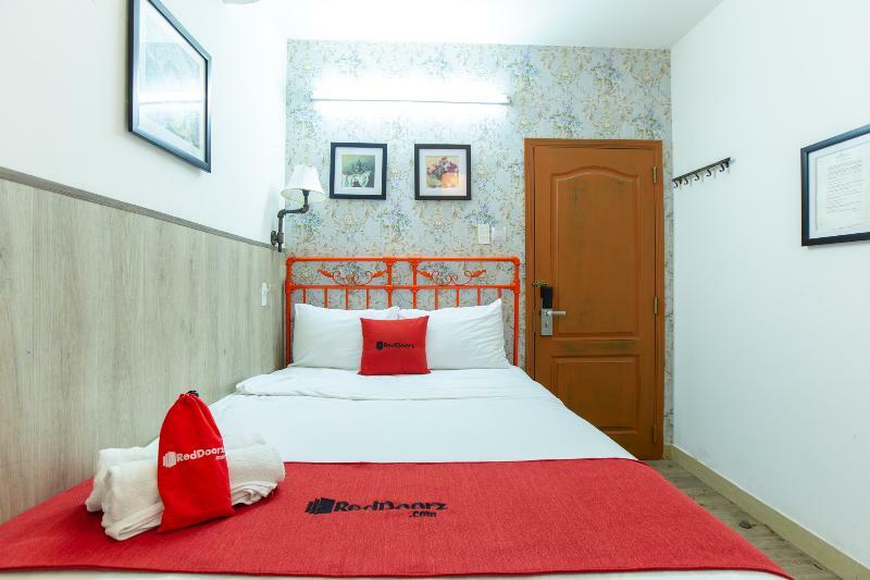Hotel Reddoorz @ Trung Son 2