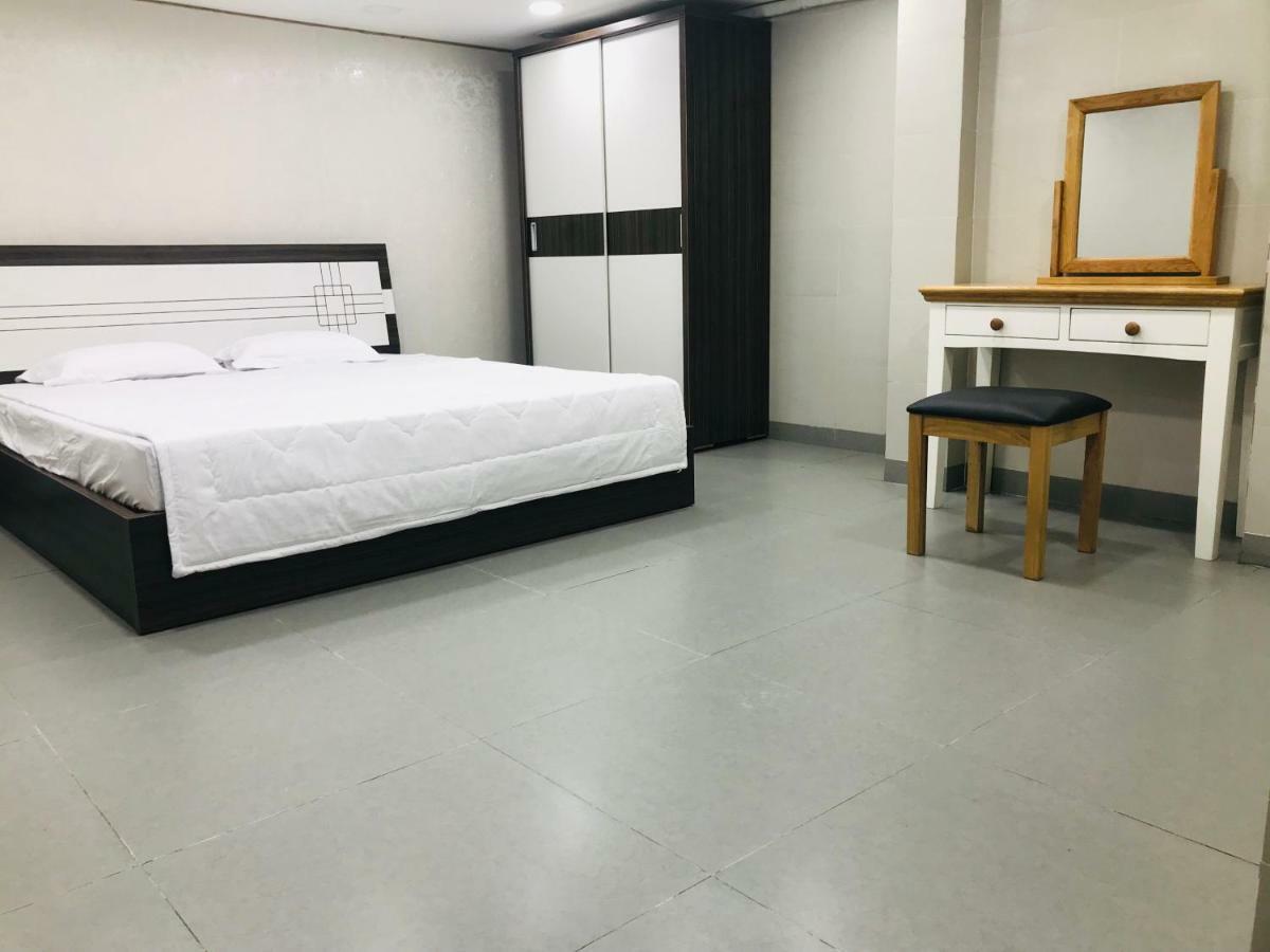 Bamboo Capsule hotel