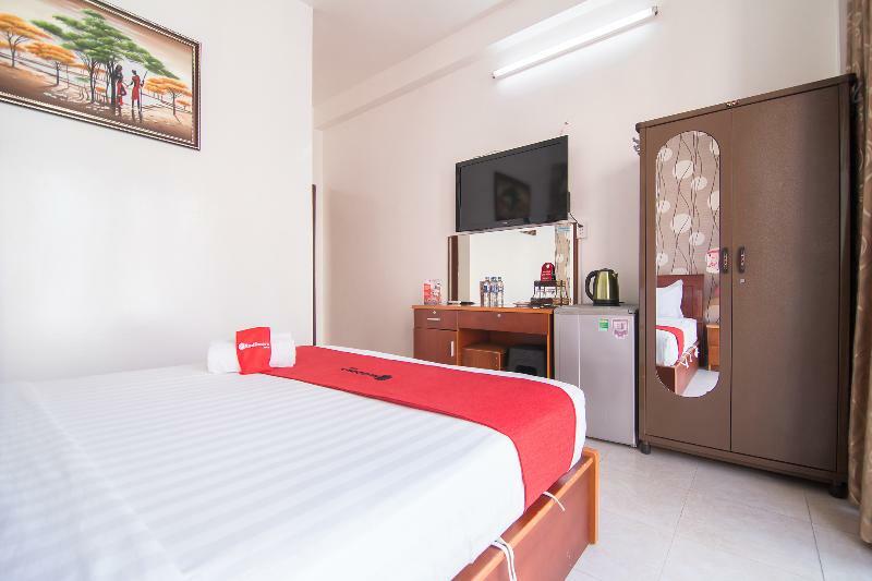 Reddoorz @ Pham Ngu Lao Street 4