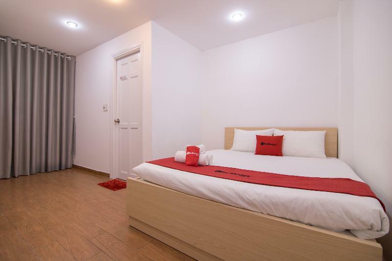 Reddoorz Pasteur Street 2*