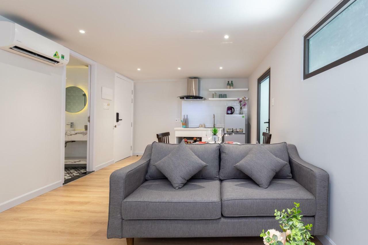 Cozrum Homes - Premier Apartment Ho Chi Minh City