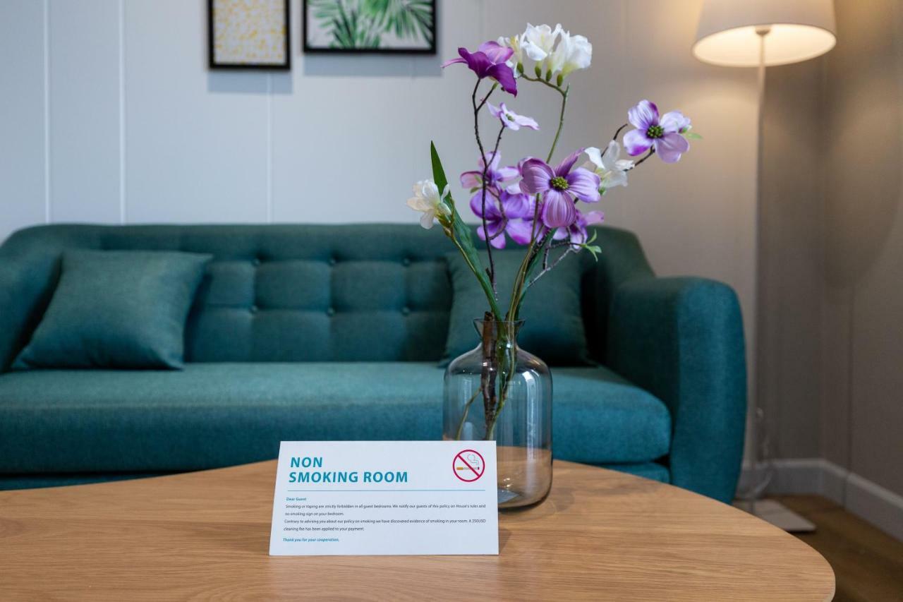 Apartment Cozrum Homes - Premier Ho Chi Minh City
