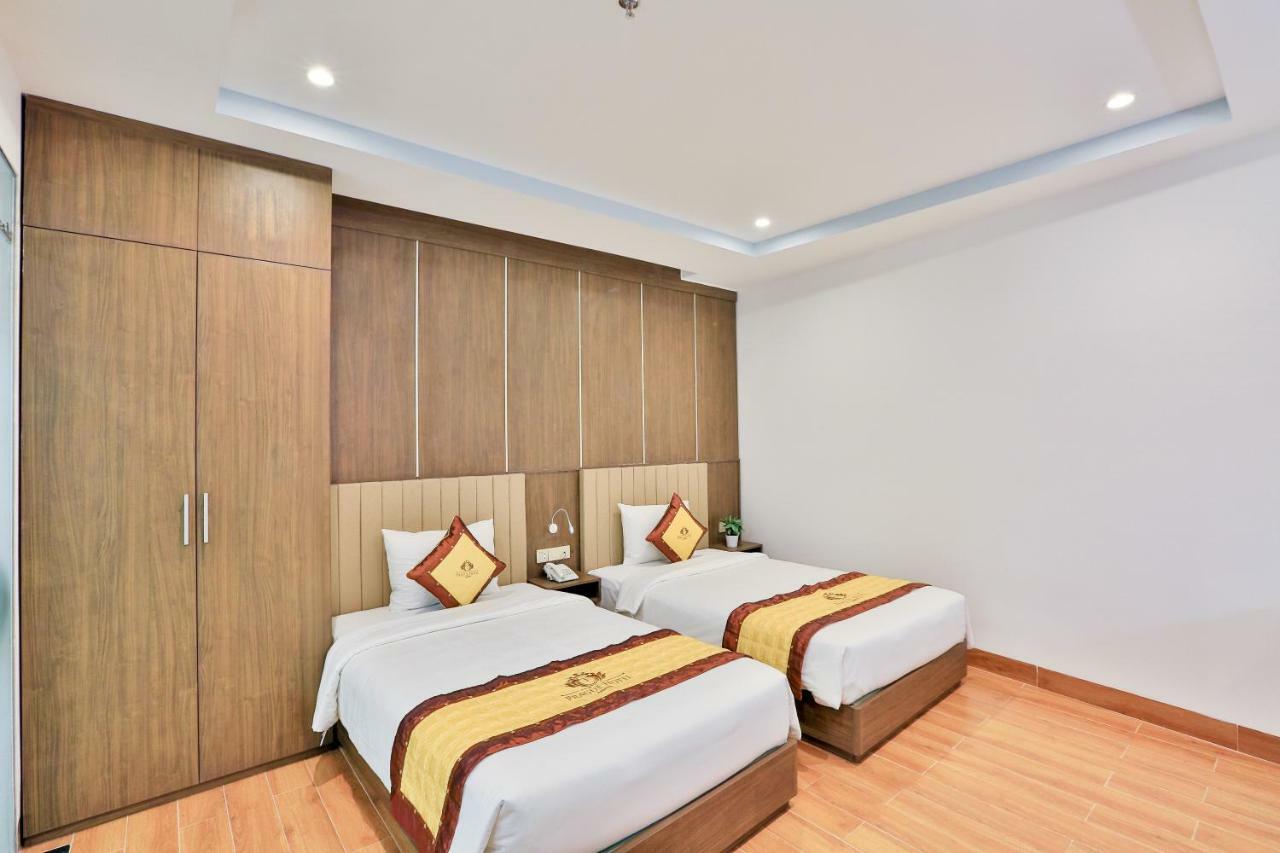 Prague Saigon Airport Hotel 3*