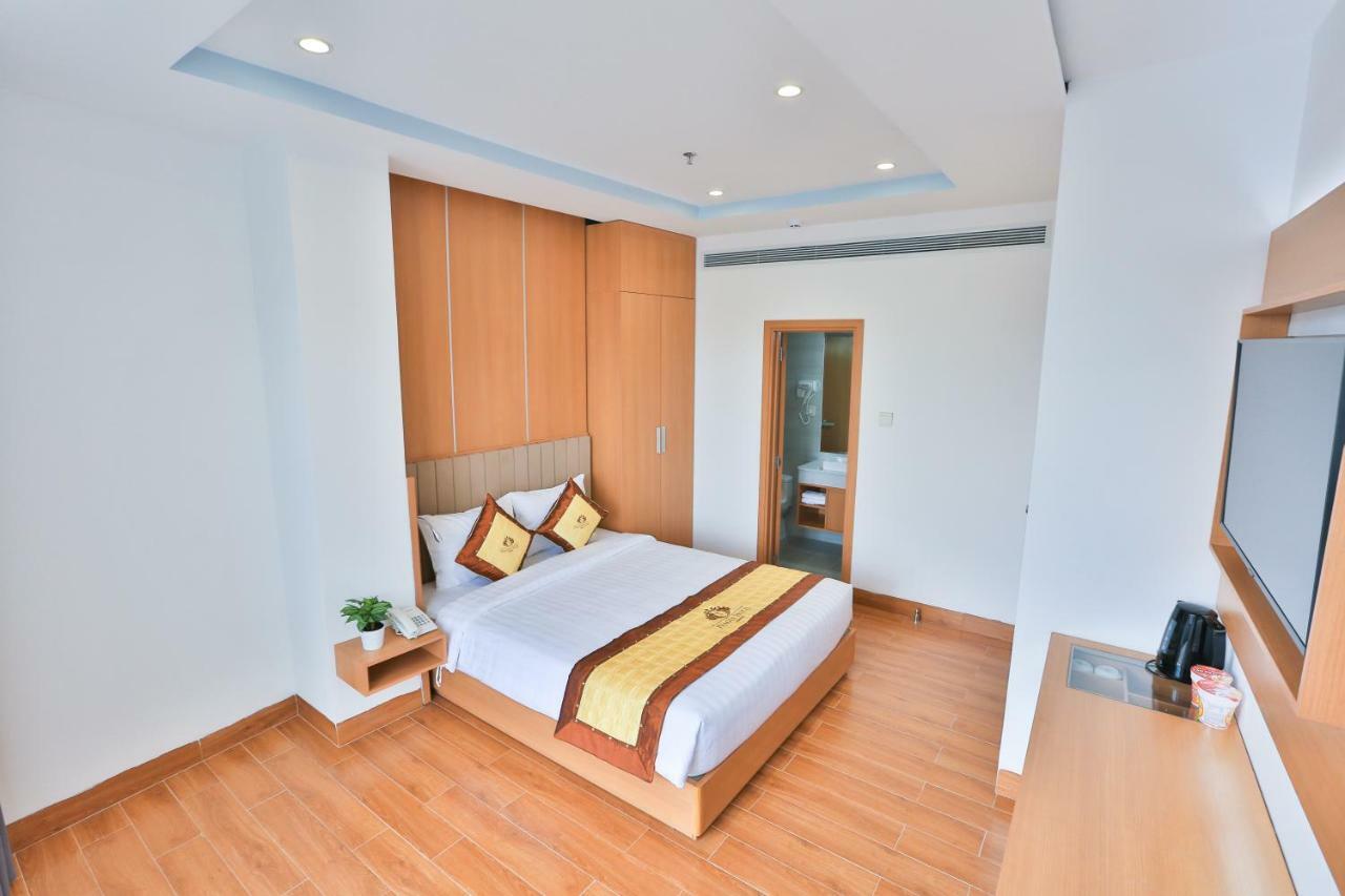 Prague Saigon Airport Hotel 3*