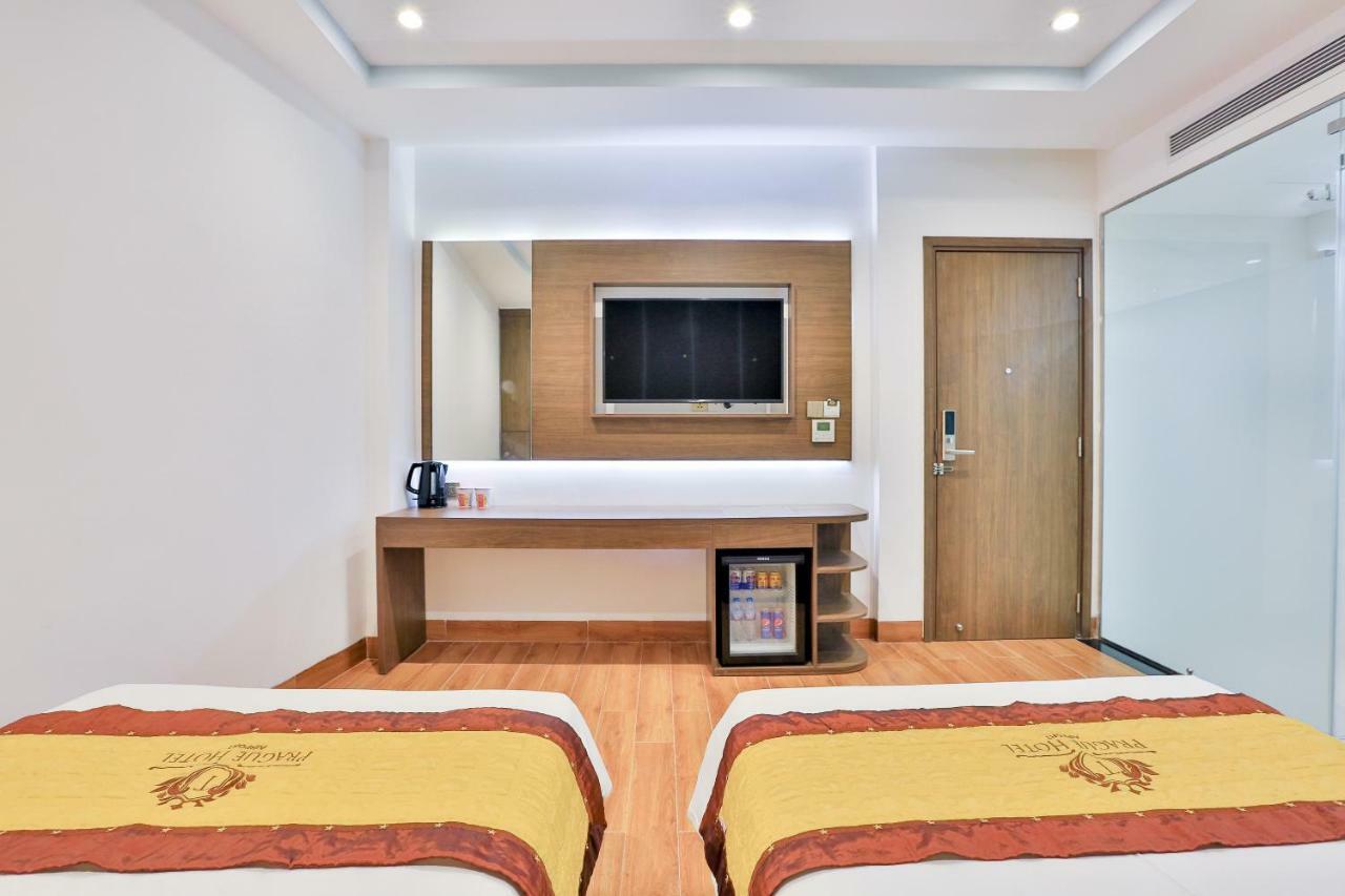 Hotel Prague Saigon Airport