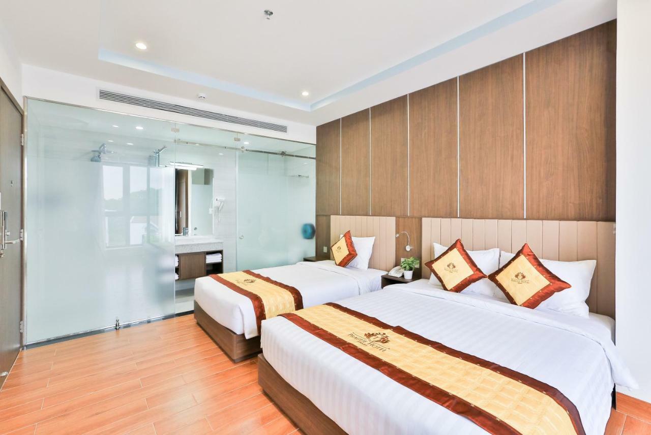 Hotel Prague Saigon Airport