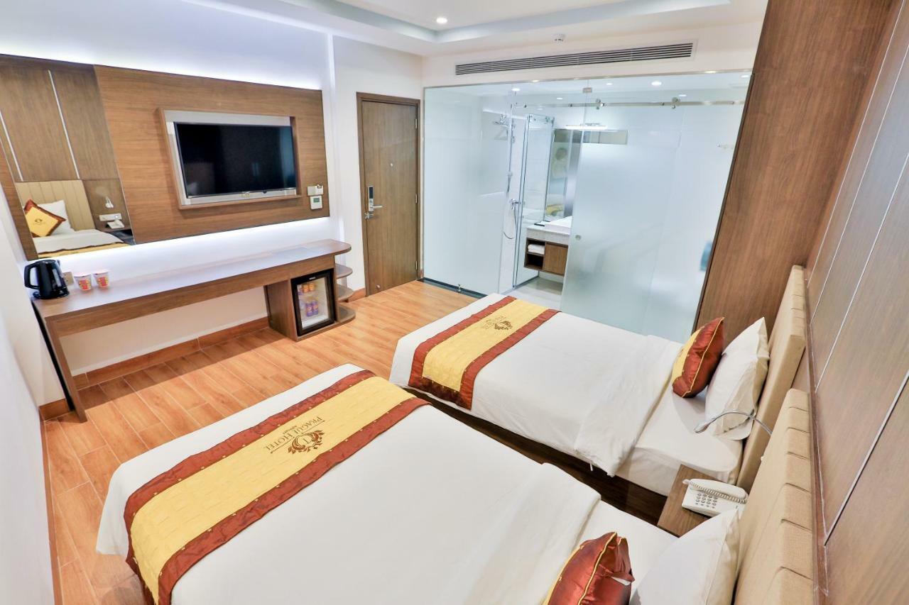 Prague Saigon Airport 3*