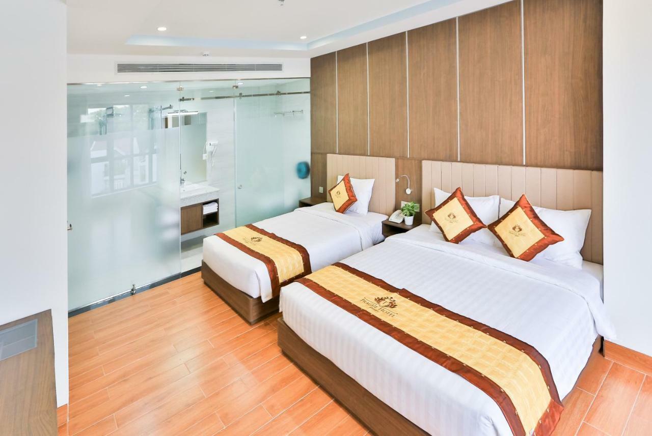 Hotel Prague Saigon Airport 3*