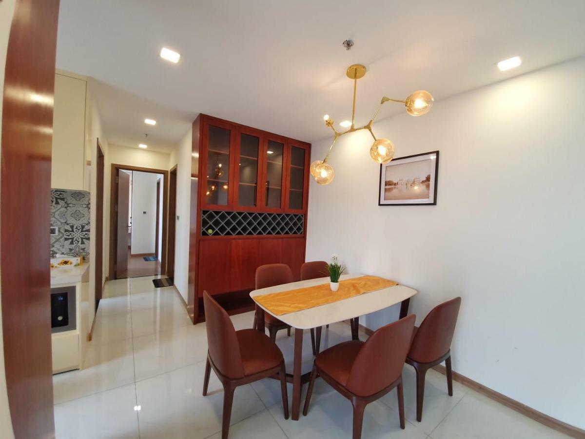 Homes By Christine - Vinhomes Park * Ho Chi Minh City