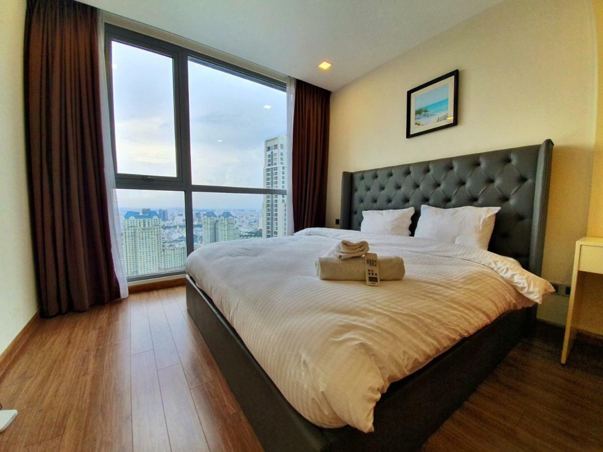 Homes By Christine - Vinhomes Park Apartment *