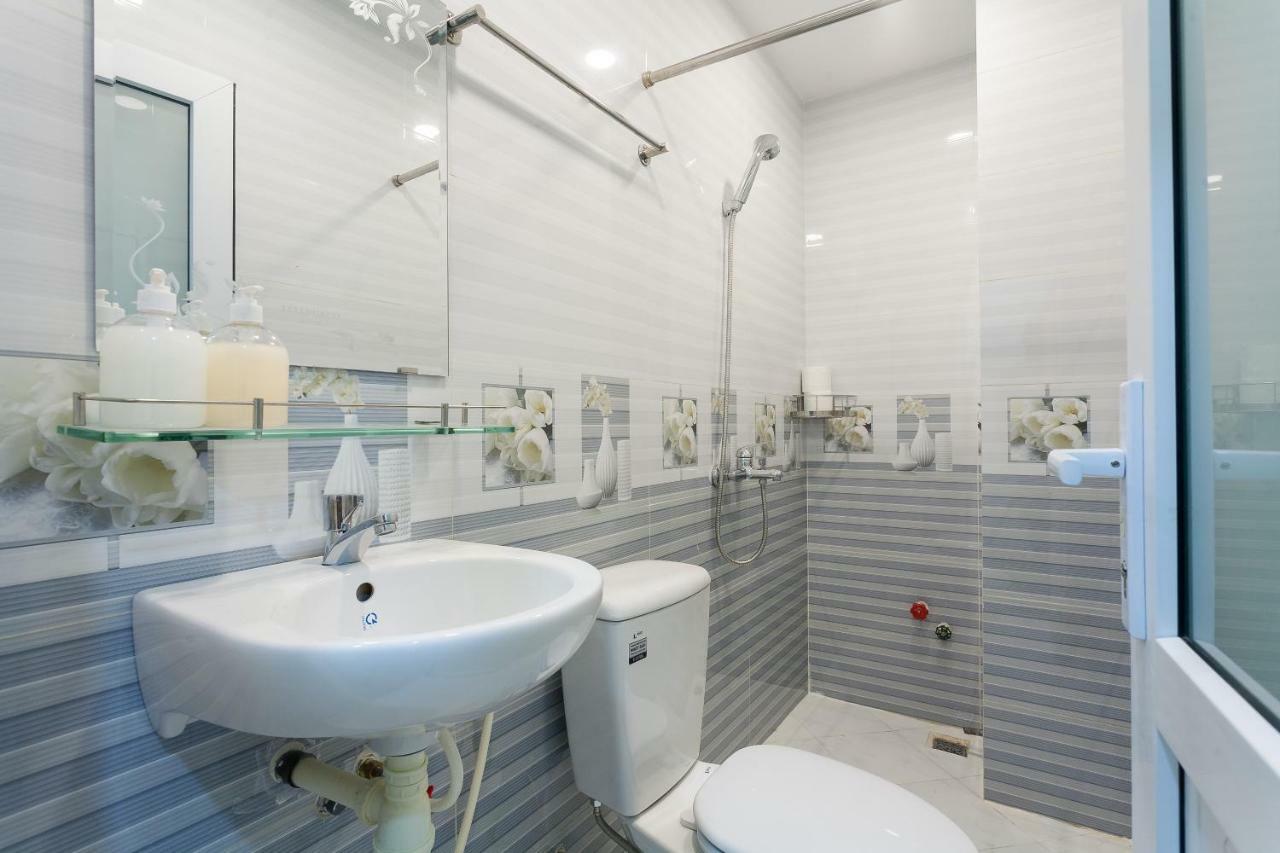 Auhome Minimalist Aparthotel Ho Chi Minh City