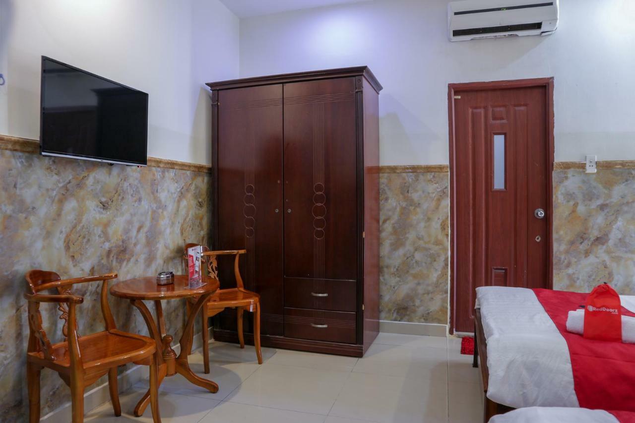 Khách sạn Reddoorz Near Mien Tay Bus Station 2 TP. Hồ Chí Minh