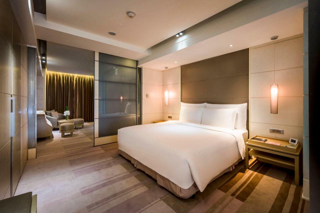 Hotel Nikko Saigon 5*
