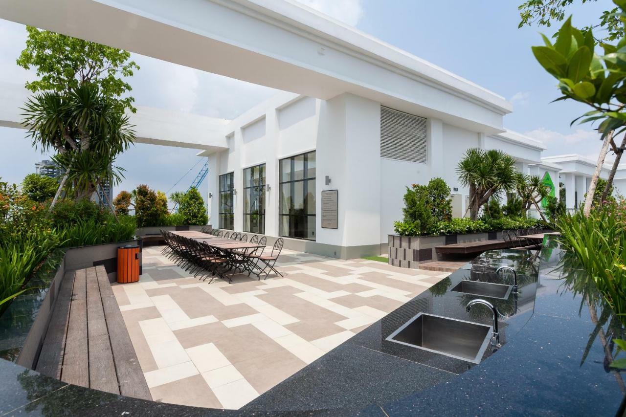 Rooftop Garden - The Tresor