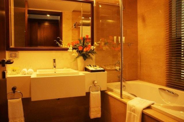 Vissai Saigon 4*