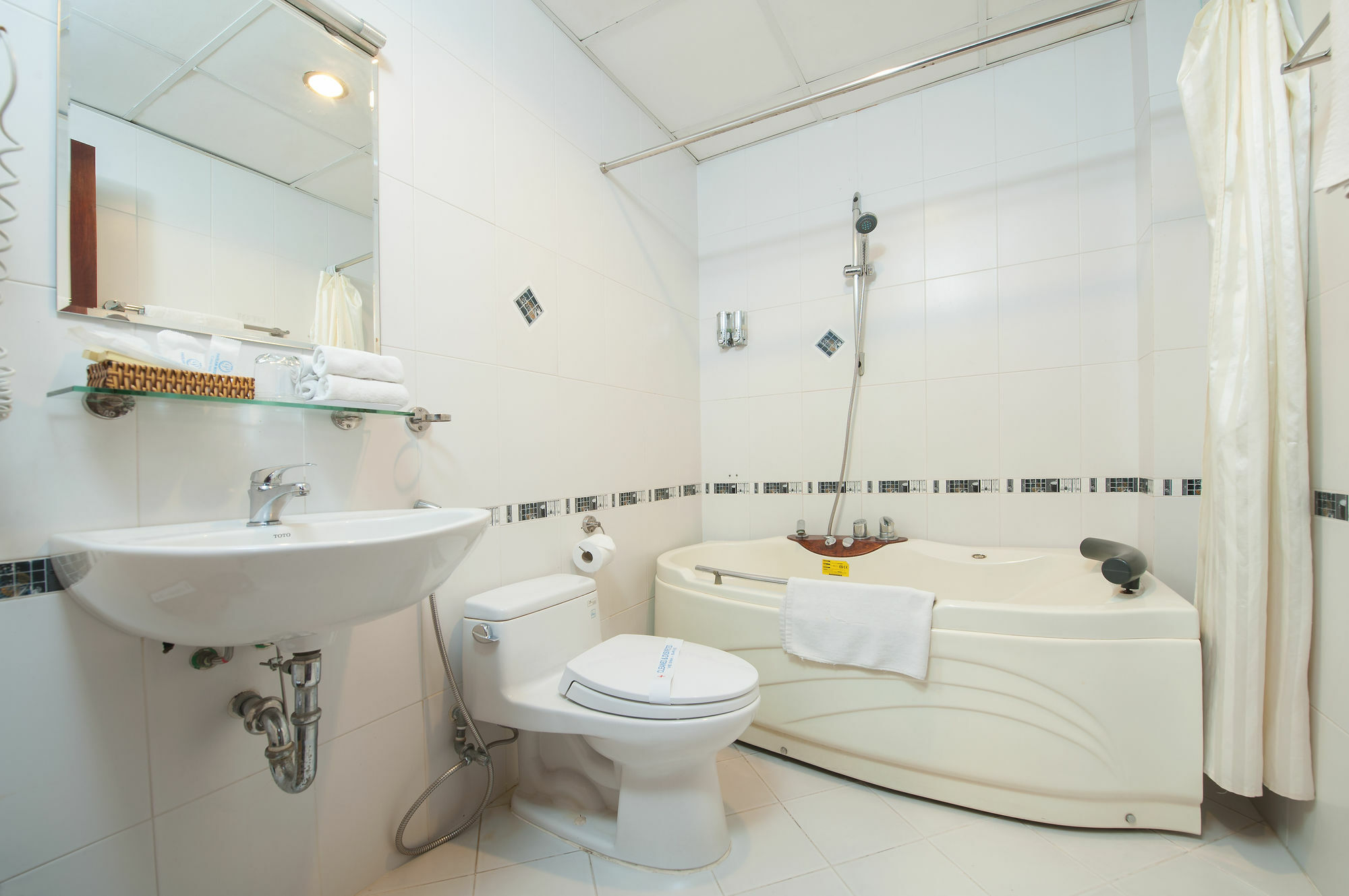 Platinum Ben Thanh Hotel 3*