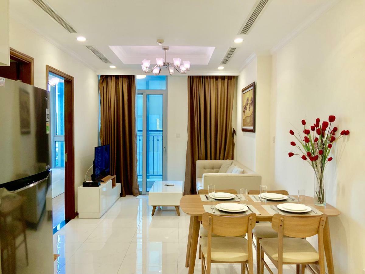 Apartment Luxhomes Saigon - Vinhomes Park