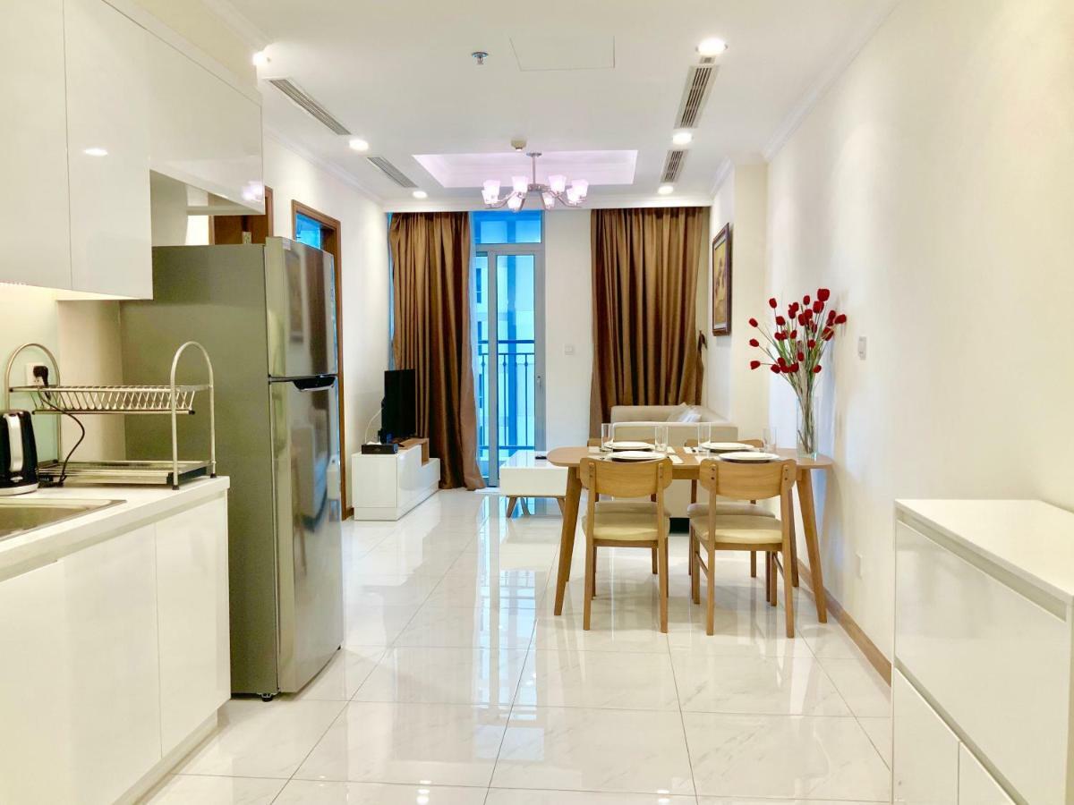 Luxhomes Saigon - Vinhomes Park Apartment Ho Chi Minh City